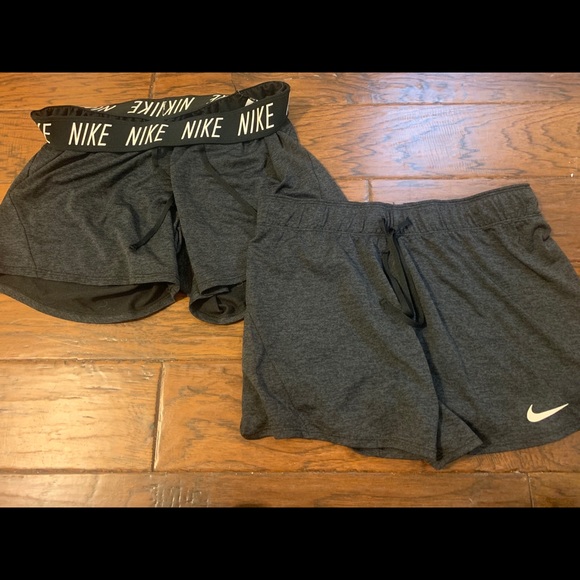 womens nike shorts set